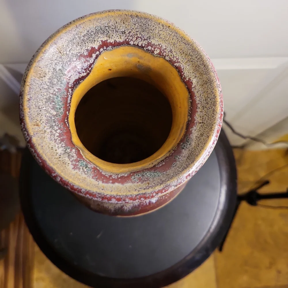 Mid-Century Modern Studio Pottery Ceramic Vase Signed w/ Chop Mark 9" - Picture 7 of 11